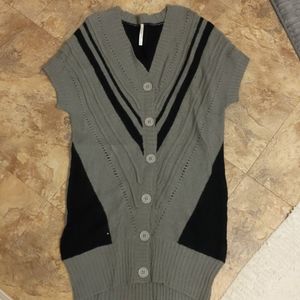 Tunic sweater short sleeve